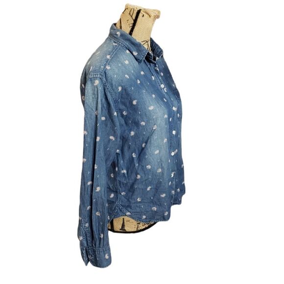 3 for $25 UNIQLO Button Down Front - Picture 2 of 13